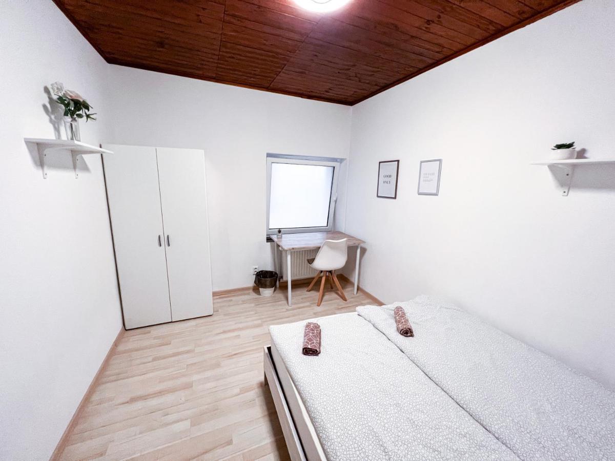 3 Apartments In 1 Location Praha Eksteriør bilde
