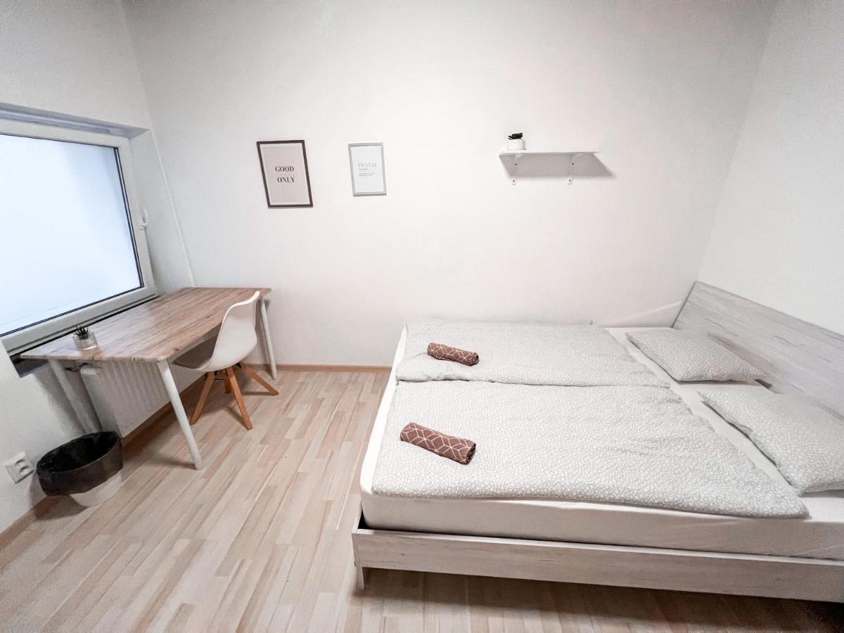 3 Apartments In 1 Location Praha Eksteriør bilde